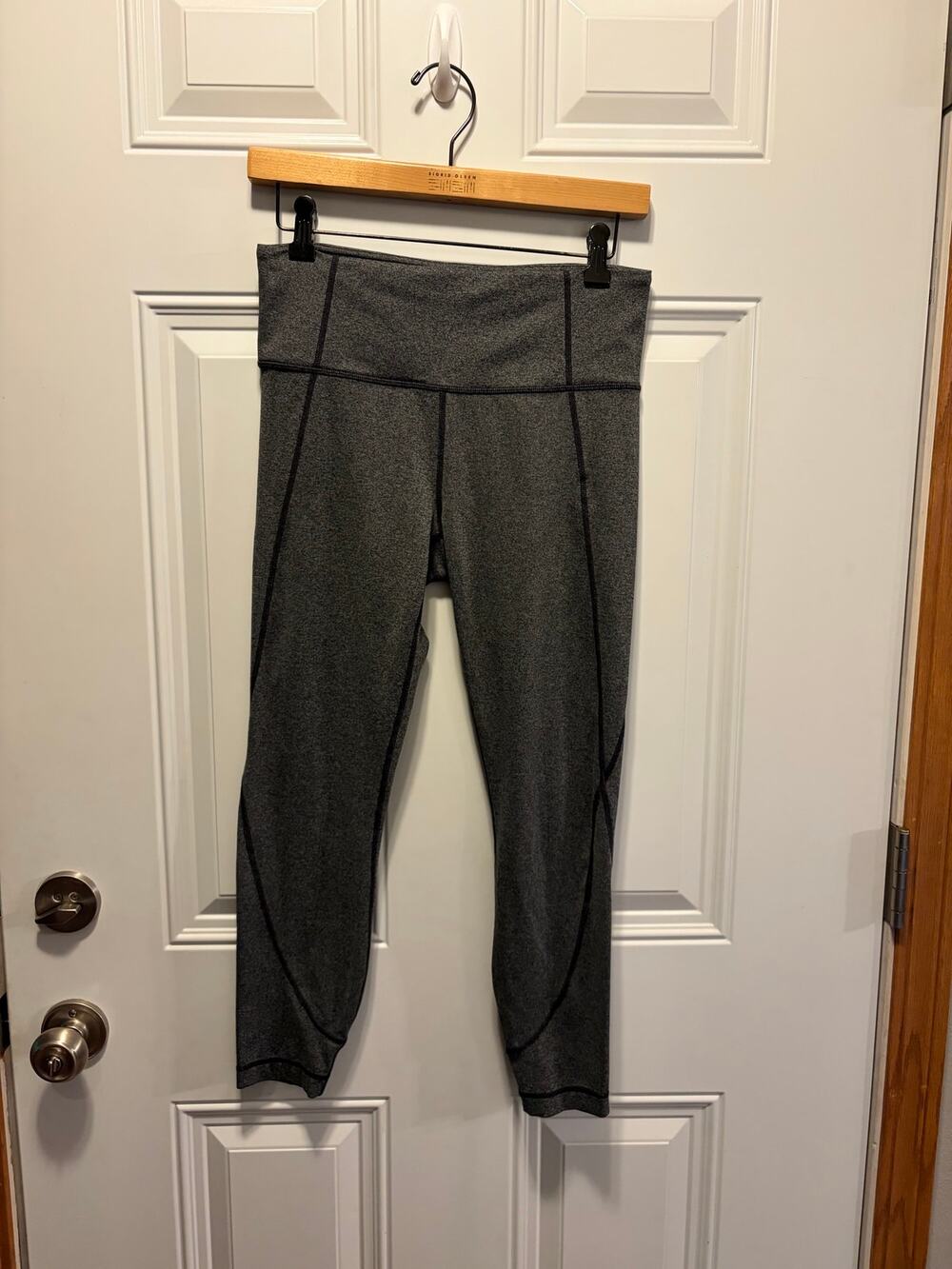 Athleta Women’s Size Medium High Rise Leggings